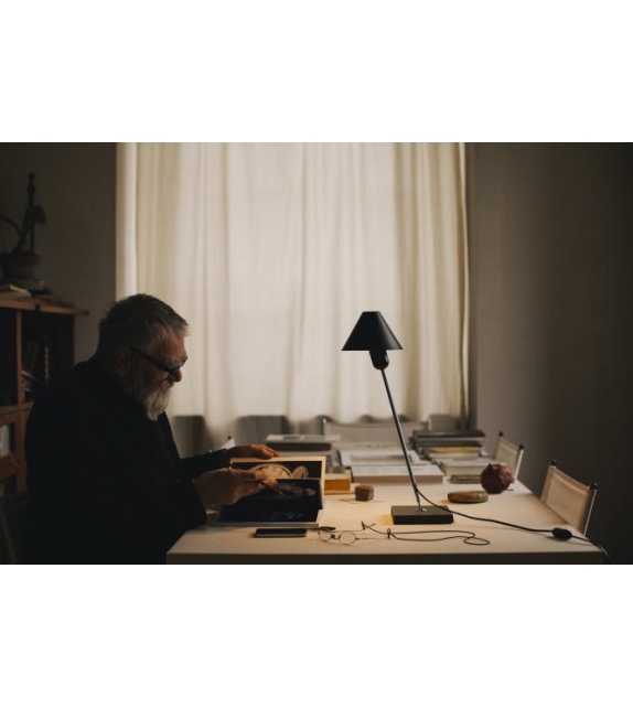 Gira Santa&Cole Lampe de Table