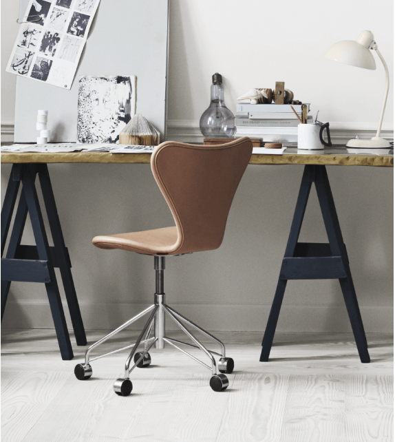 Series 7 Sedia Girevole Rivestita Fritz Hansen