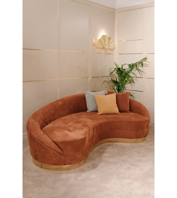 Comma-Shaped Sofa Vismara Sofa