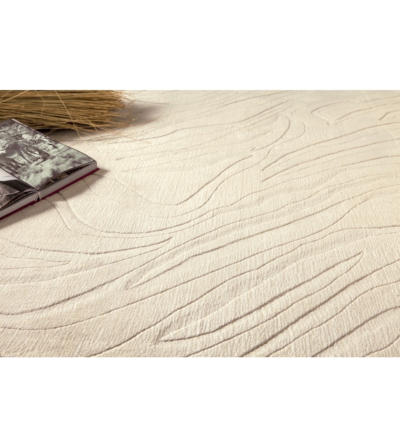 Track Serge Lesage Alfombra