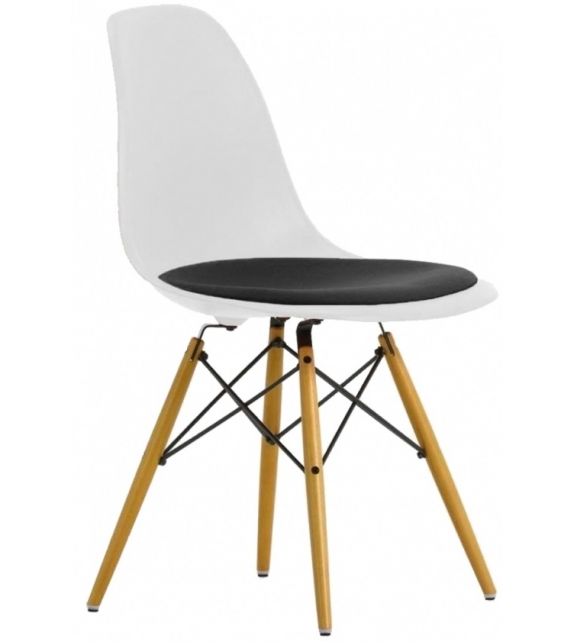 Eames Plastic Armchair LAR with cushion Vitra