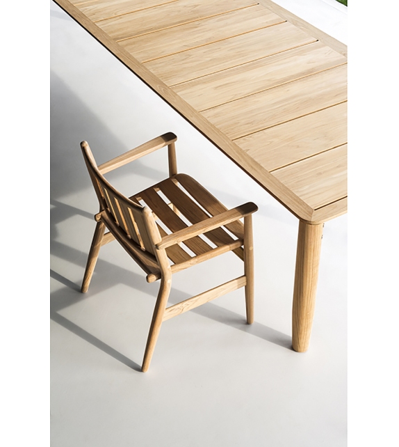 Levante Roda Armchair