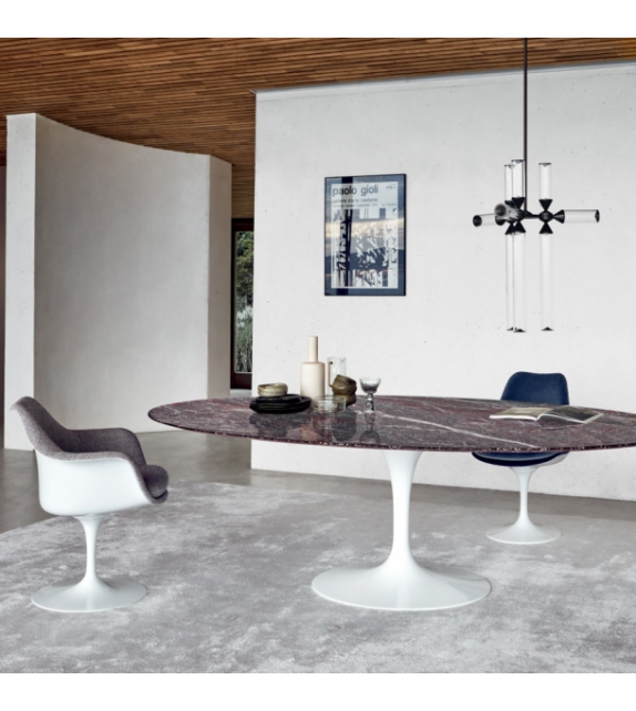 Tulip poltroncina interamente rivestita