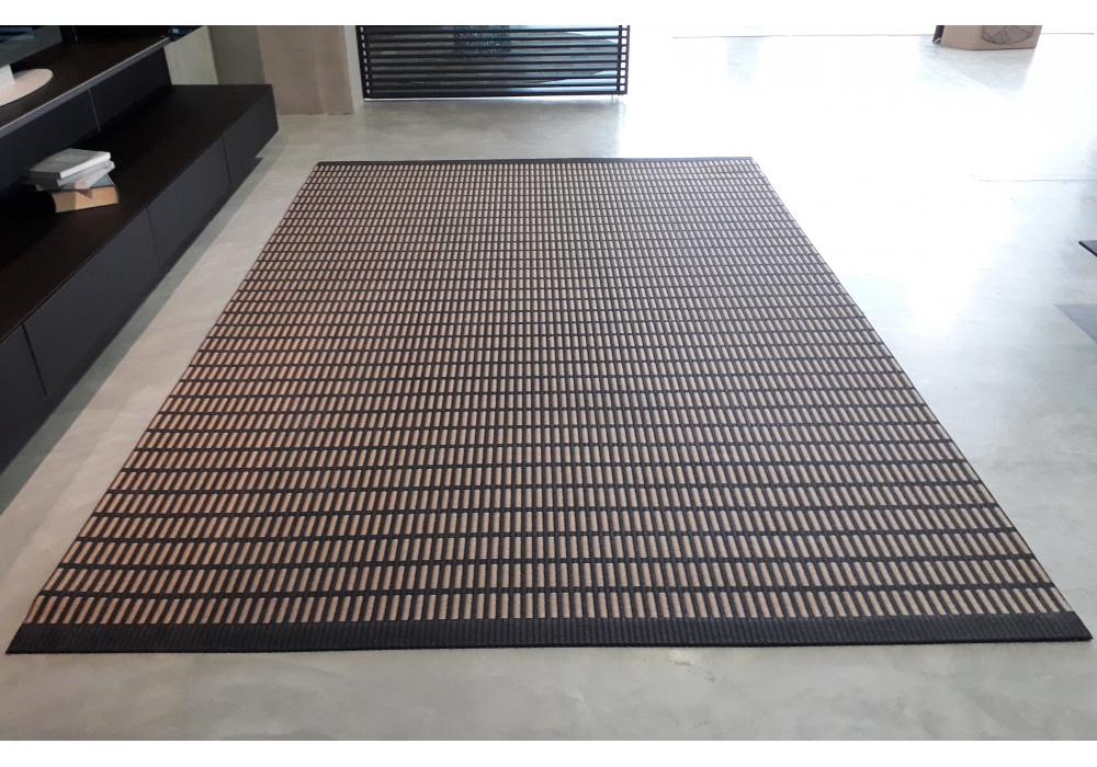 Ready for shipping New York Woodnotes Rug Milia Shop