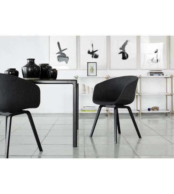 About a Chair AAC 23 Hay Silla