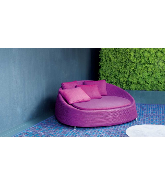 Afra Paola Lenti Sessel