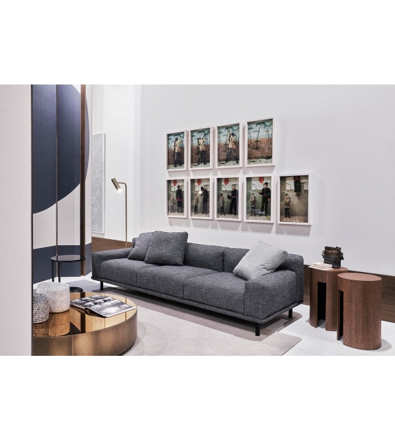 Timothy Meridiani Sofa