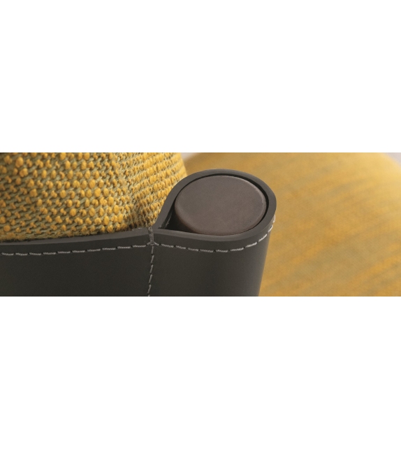 Vera Bergere Porada Fauteuil