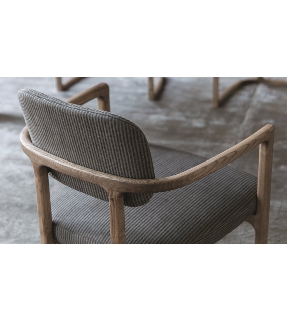 Serena Porada Chaise