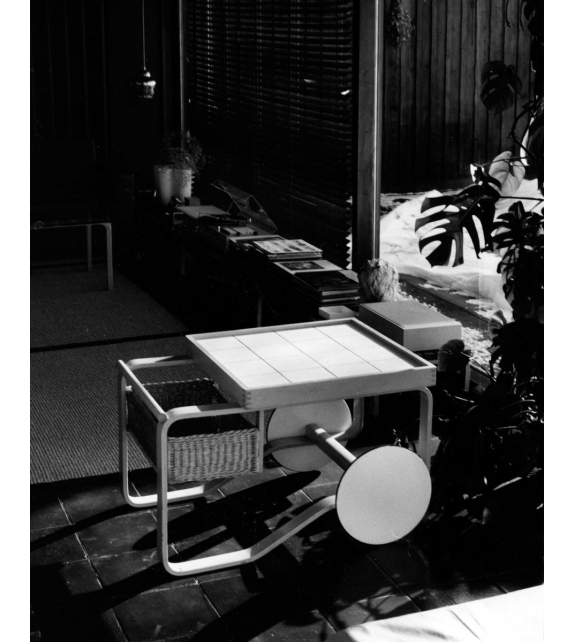 Tea 900 Artek Servierwagen