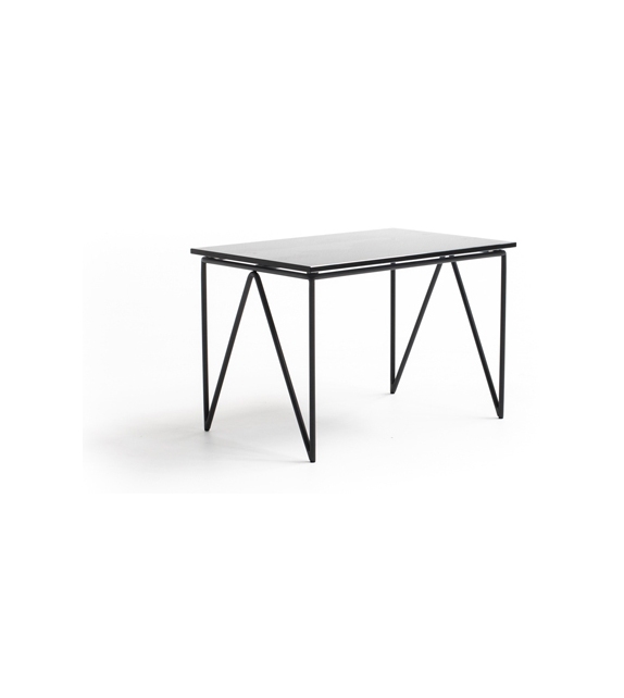 Aerozeppelin Diesel with Moroso Coffee Table