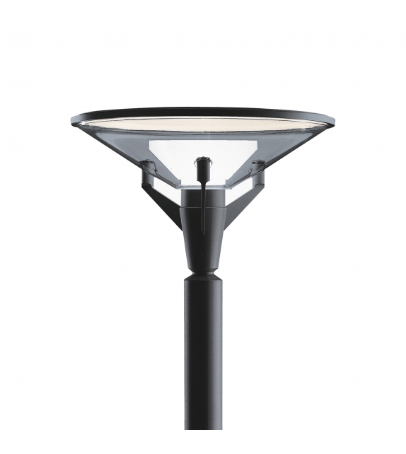 Homann Park Louis Poulsen Lampadaire