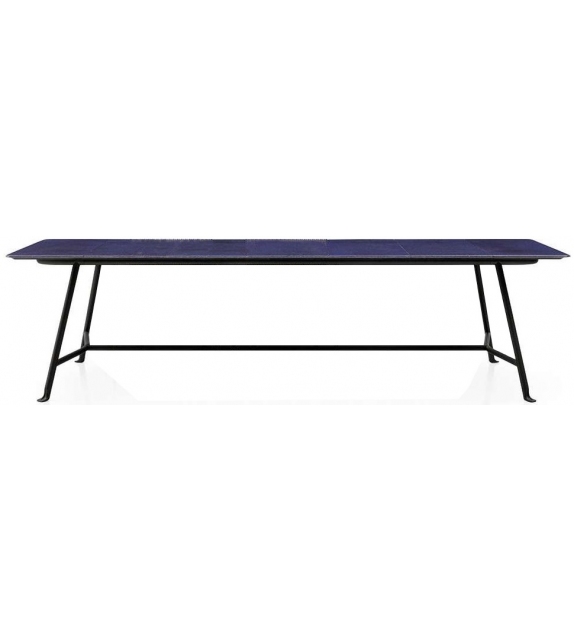 Borea B&B Italia Outdoor Tisch