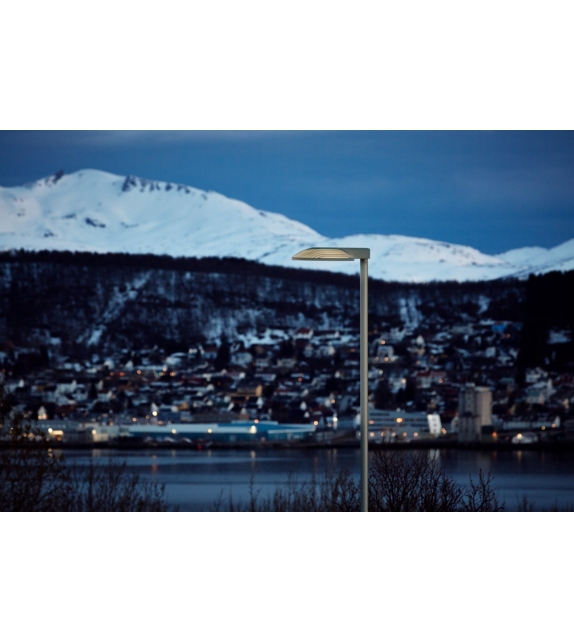 LP Xperi Louis Poulsen Lampadaire