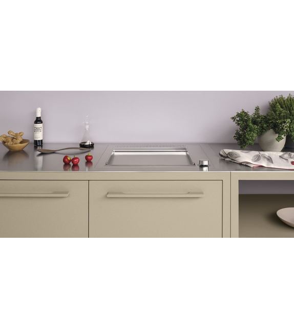 Frame Outdoor Fantin Counter / Outdoor Kitchen