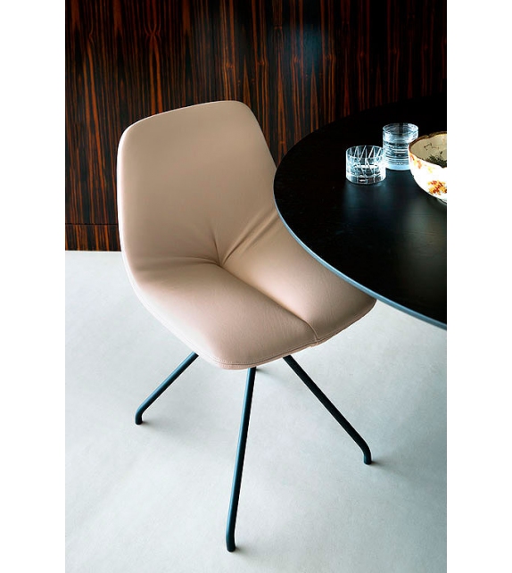 DU 30 Poltrona Frau Chair