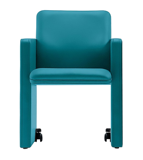 THF Poltrona Frau Petit Fauteuil