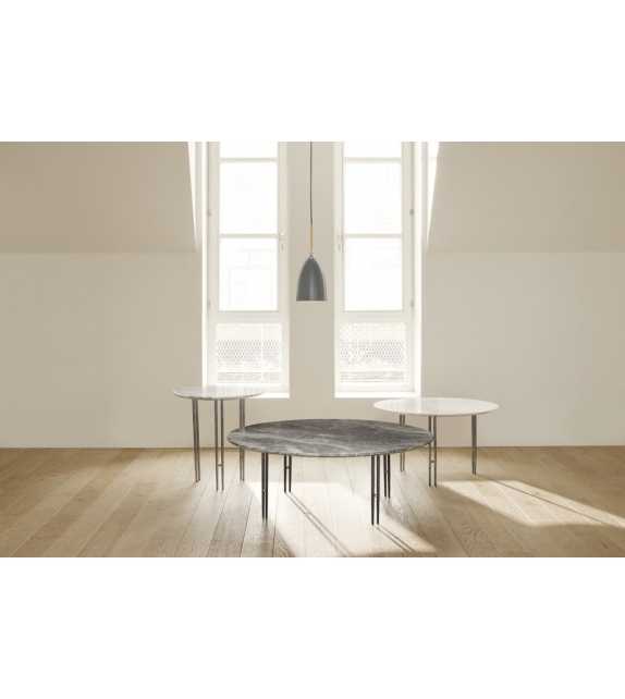 Prêt pour l'expédition - Ioi Gubi Table Basse