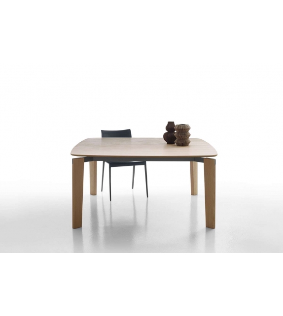 Oskar B&B Italia Table