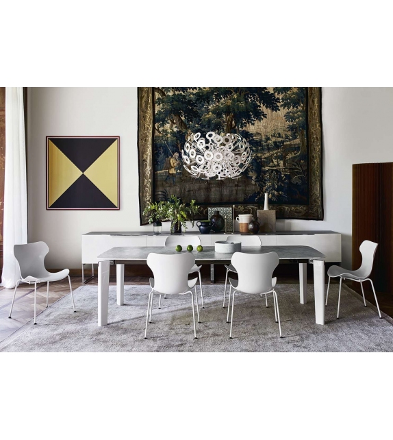 Oskar B&B Italia Table