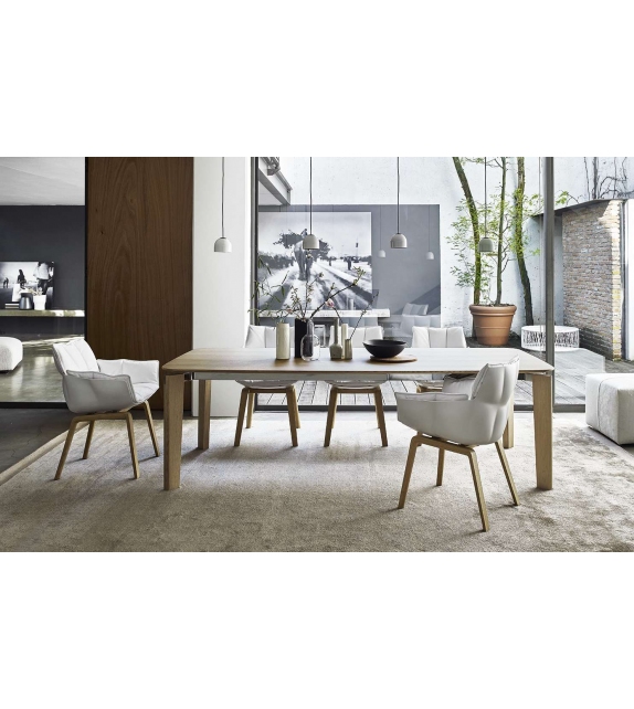 Oskar B&B Italia Table