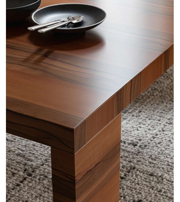 Abseo Maxalto Table