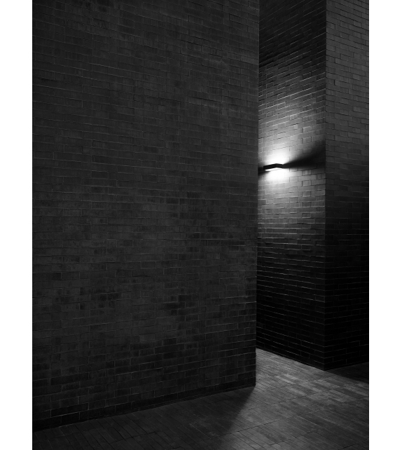 Mile 2 Asymmetric Flos Lámpara de Pared