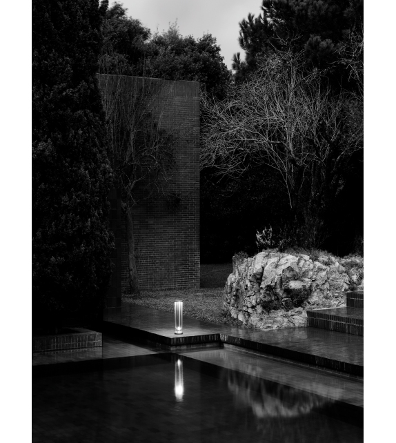 In Vitro Bollard Flos Lampadaire