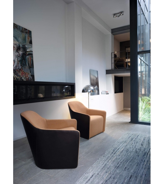 Foster 520 Walter Knoll Armchair