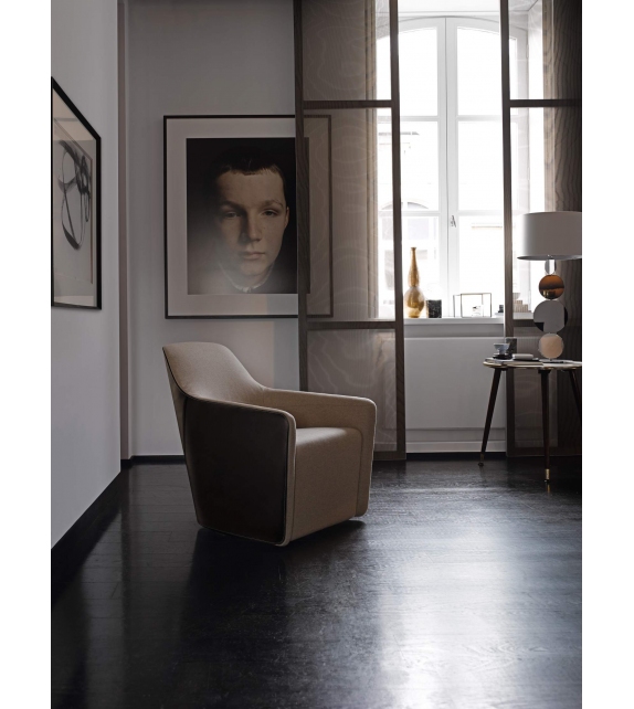 Foster 520 Walter Knoll Armchair