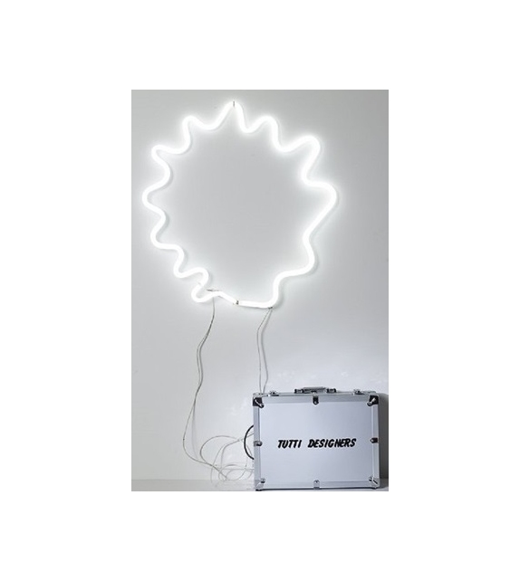 Tutti Designers Memphis Milano Wandleuchte