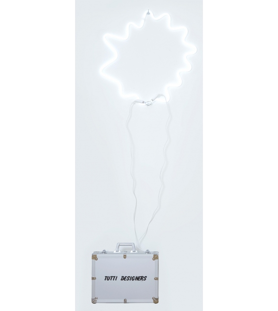 Tutti Designers Memphis Milano Wandleuchte