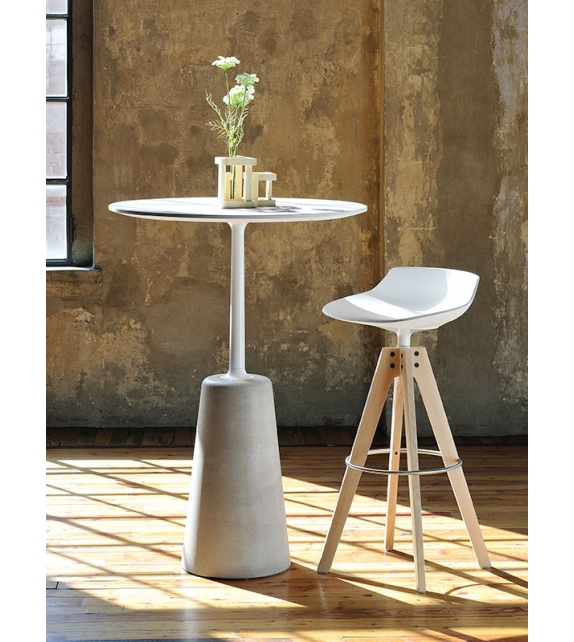Flow Stool Taburete con 4 Patas VN Roble MDF Italia