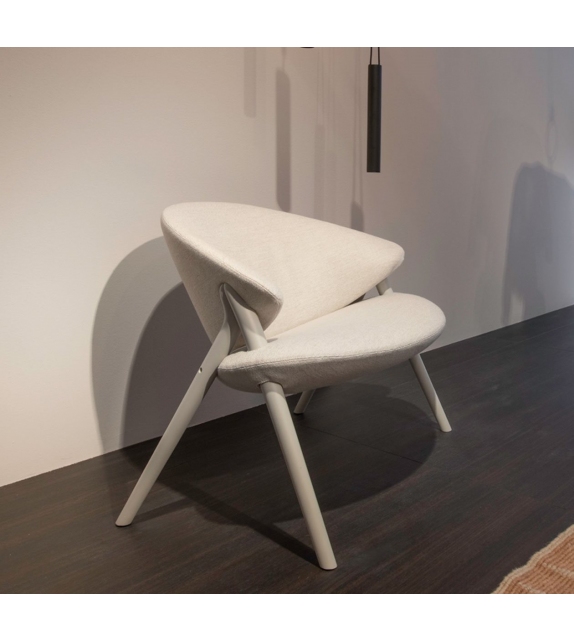 883 Oliva Zanotta Poltroncina