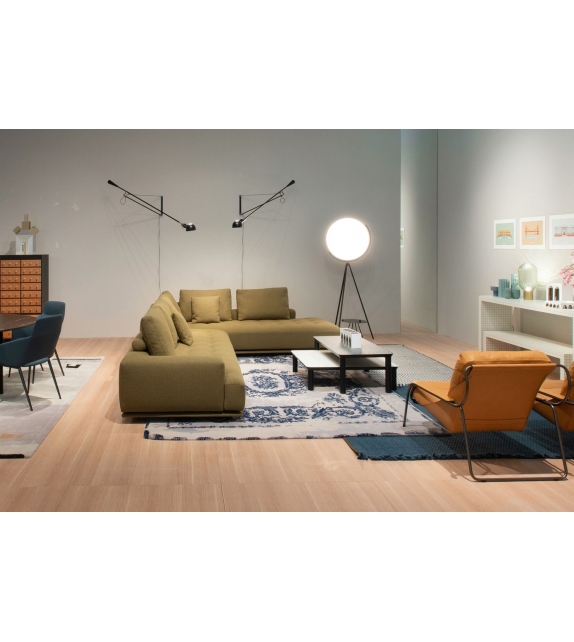 1247 Shiki Zanotta Sofa