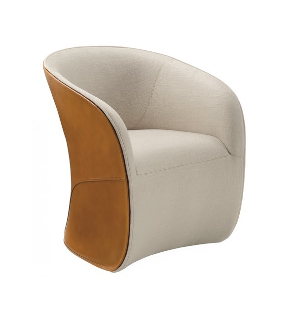 873 Calla Zanotta Sillón con Carcasa de Cuero