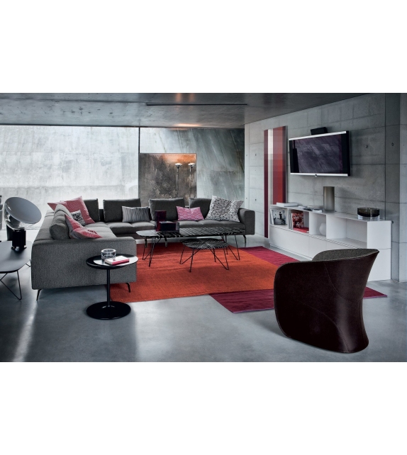 873 Calla Zanotta Petit Fauteuil avec Coque en Cuir