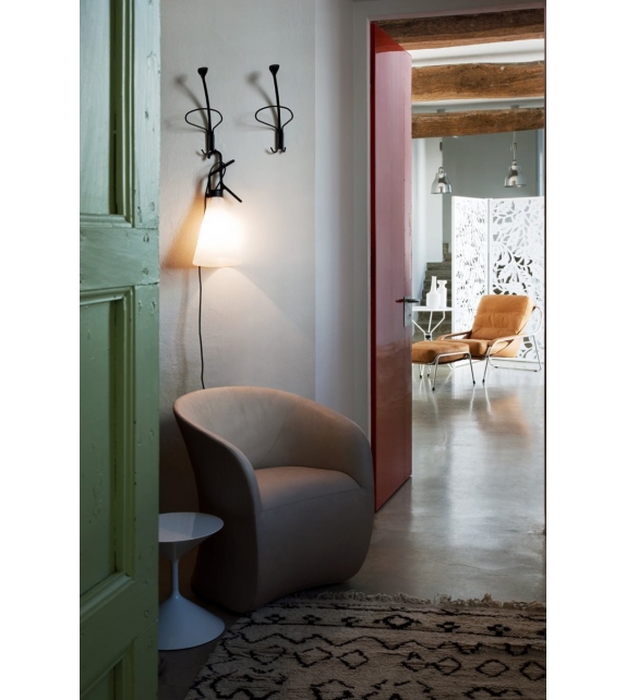 873 Calla Zanotta Sillón con Carcasa de Cuero