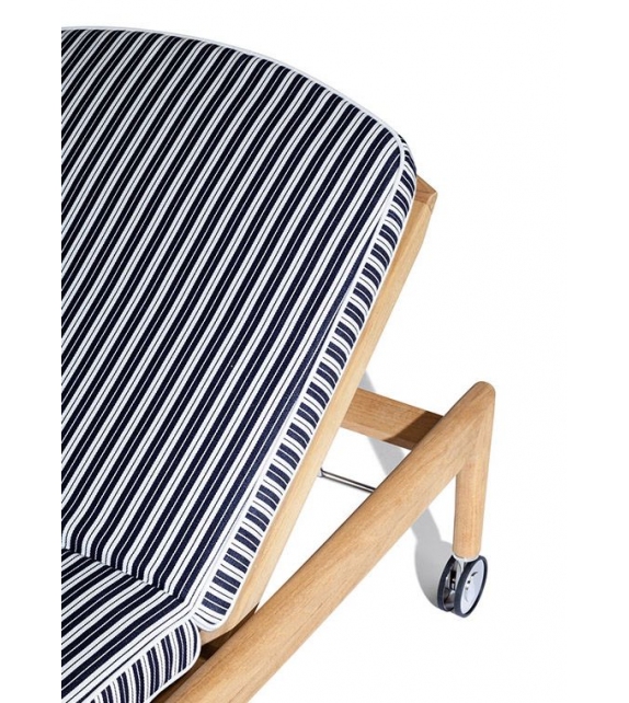 The Secret Garden Poltrona Frau Sunbed