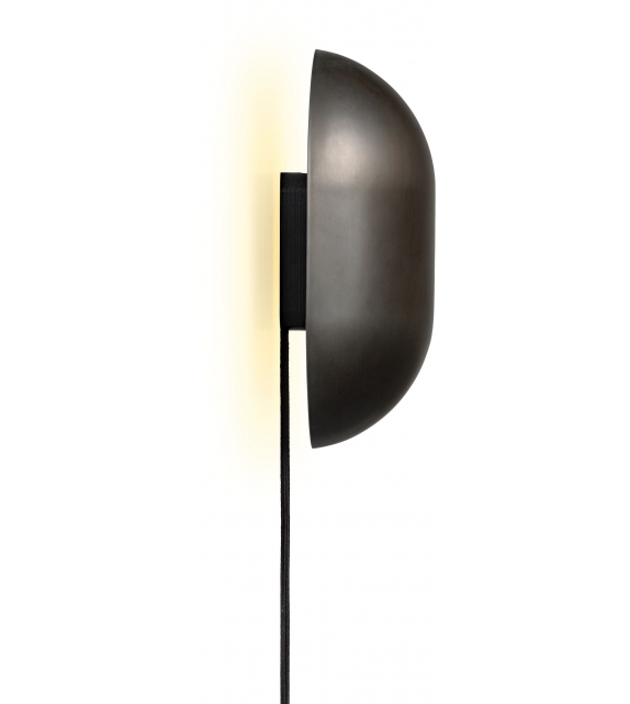 Howard Gubi Wall Lamp