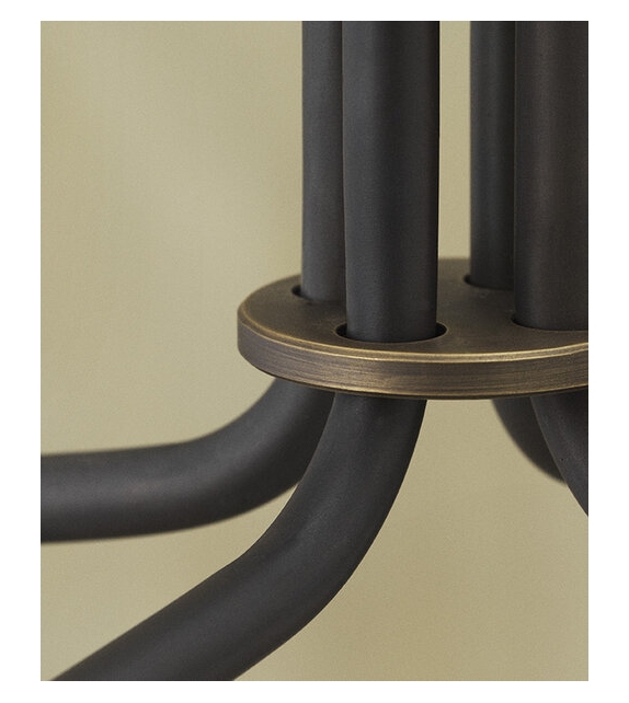 Howard Gubi Candelabro