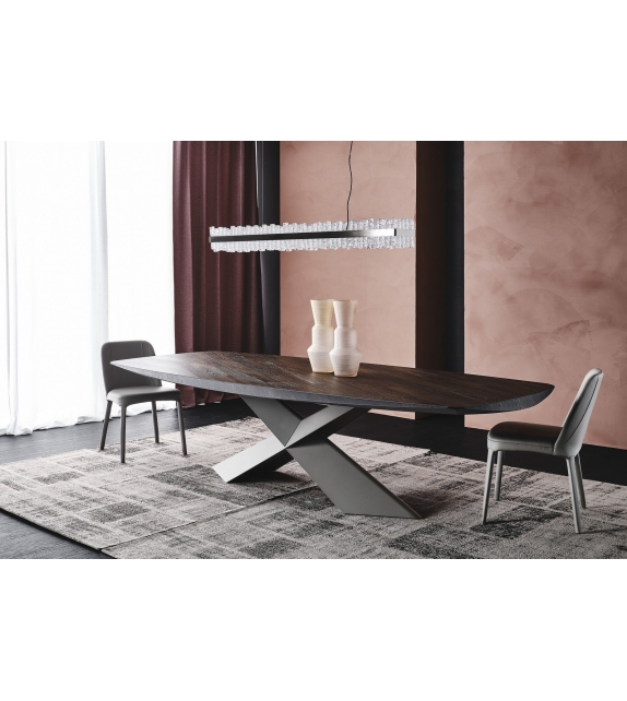 Tyron Wood Cattelan Italia Mesa