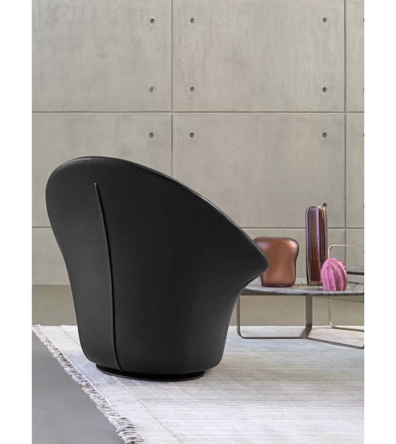 Lilia Flou Armchair