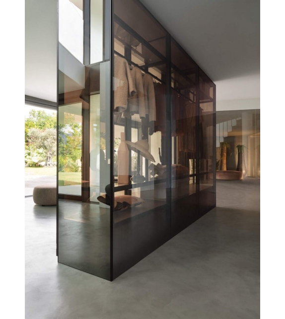 Tian Lema Walk-in Closet