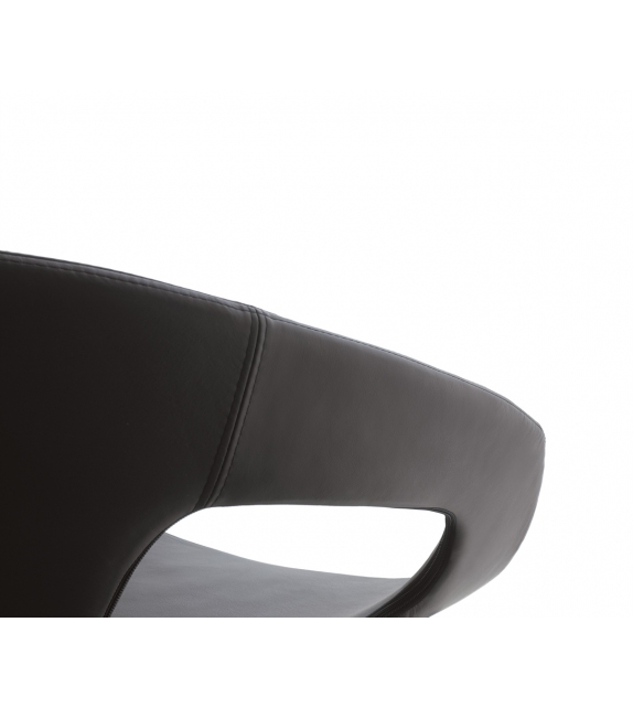 Vad Wood Casamania & Horm Chaise Rembourrée