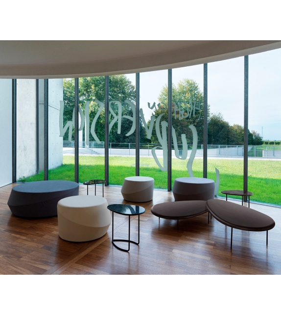 Lily Casamania & Horm Tavolino