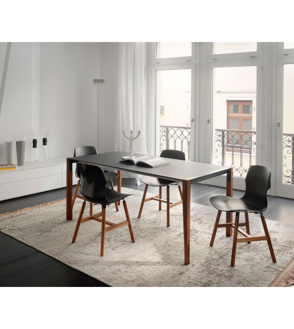 Stereo Wood Casamania & Horm Chaise