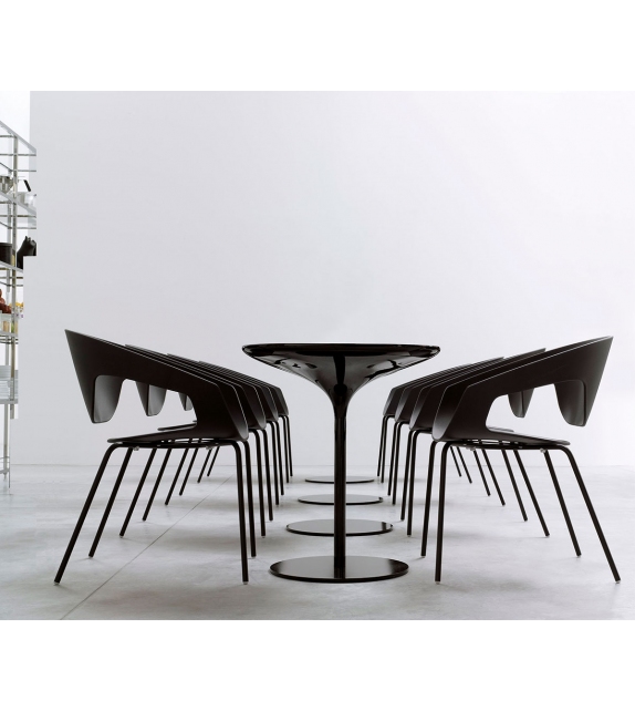 VAD Casamania & Horm Chaise