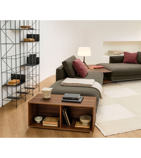 Miles Casamania & Horm Canapé