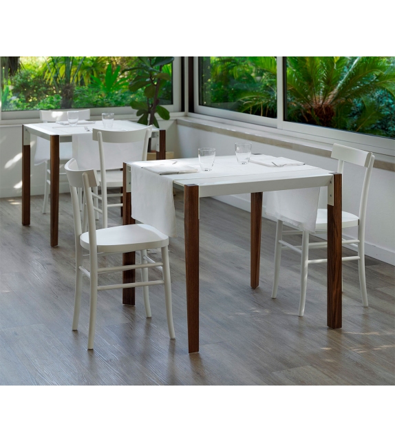 Cherish Kids Casamania & Horm Chaise